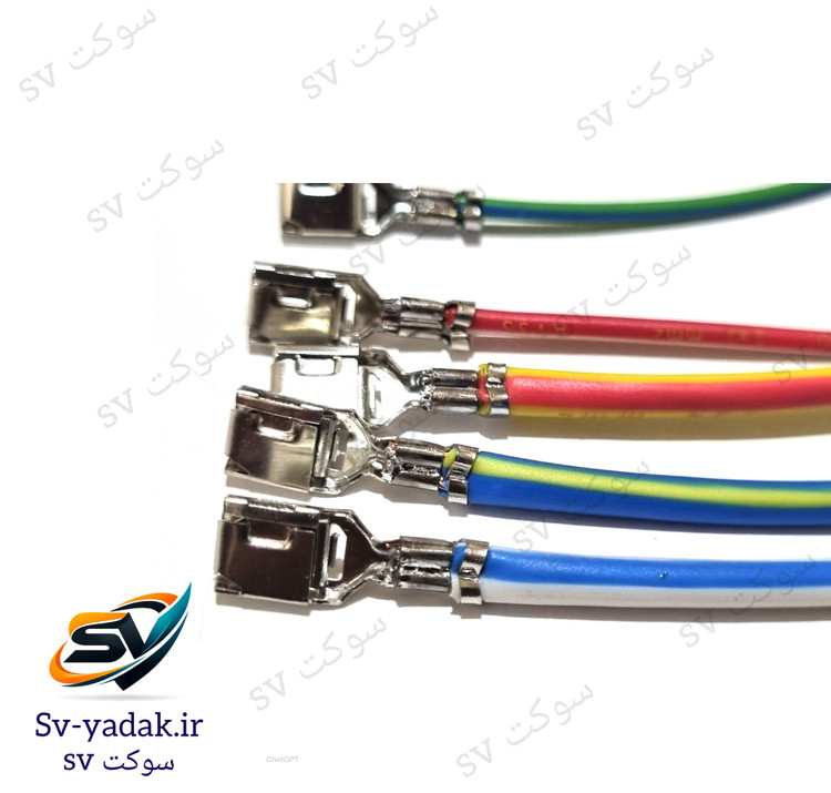نمای نزدیک سر سیم های لحیم کاری شده سوکت رله فن پژو با کیفیت ساخت بالا