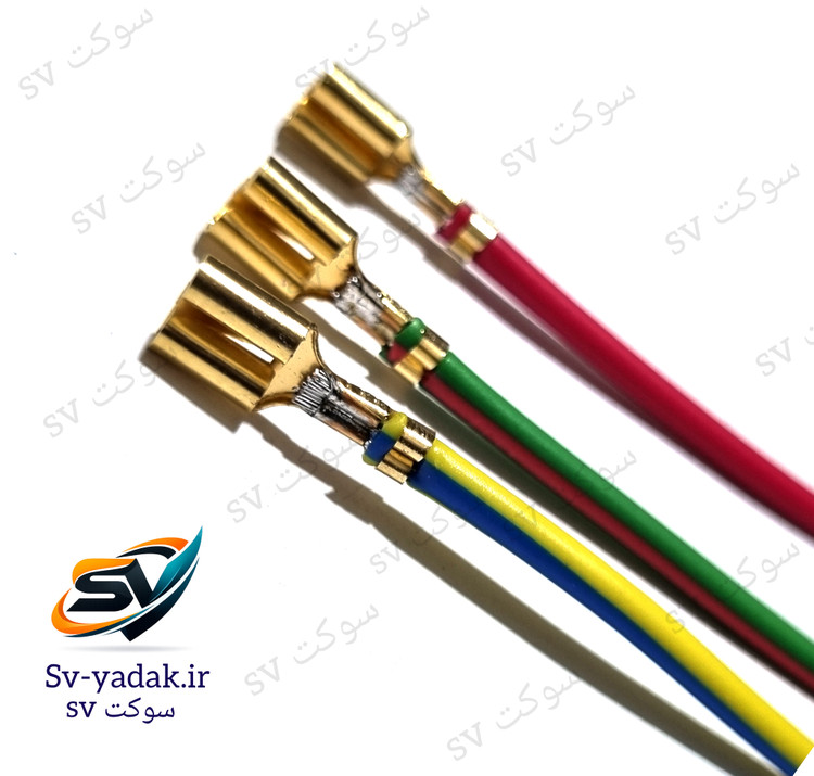 نزدیک سرسیم های برنجی و ارتباط کاملاً لحیم کاری شده سوکت سه فیش نری فن پراید SV